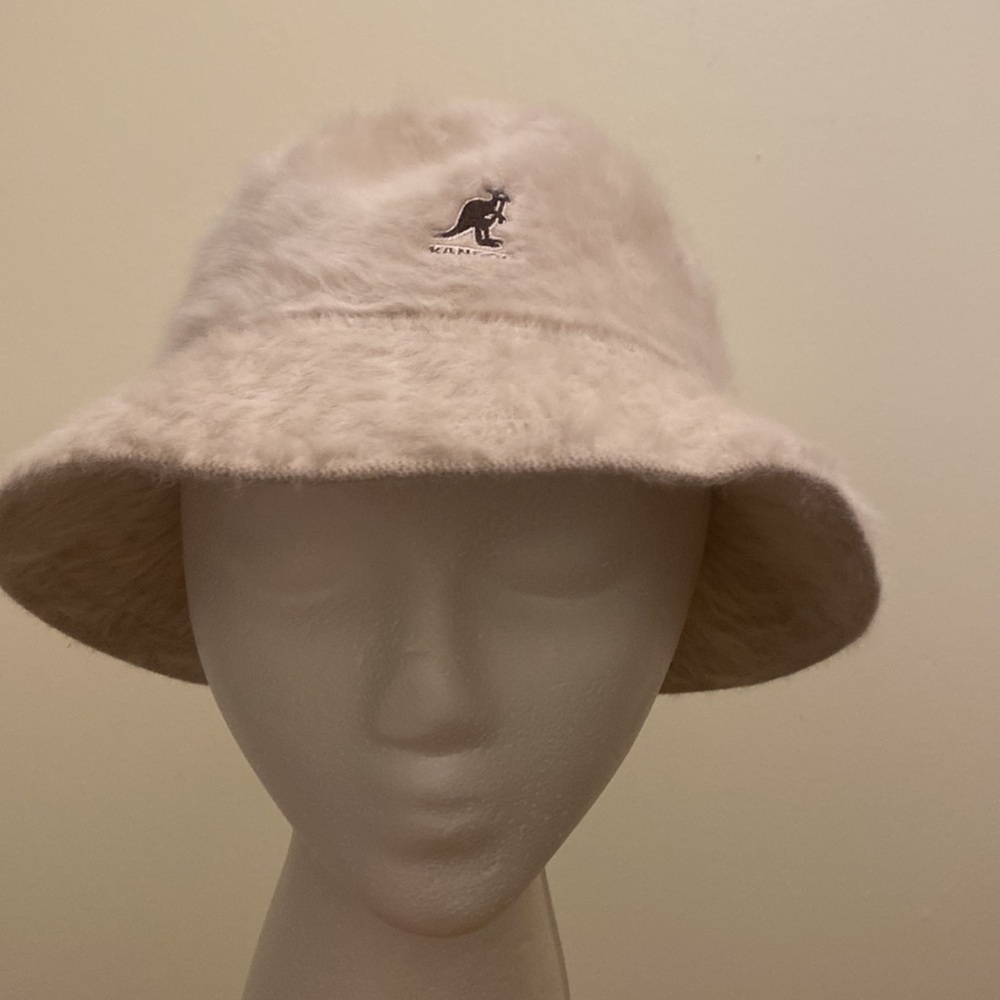 Kangol Cream Faux Fur Bucket Hat with Black Logo - Picture 2 of 10